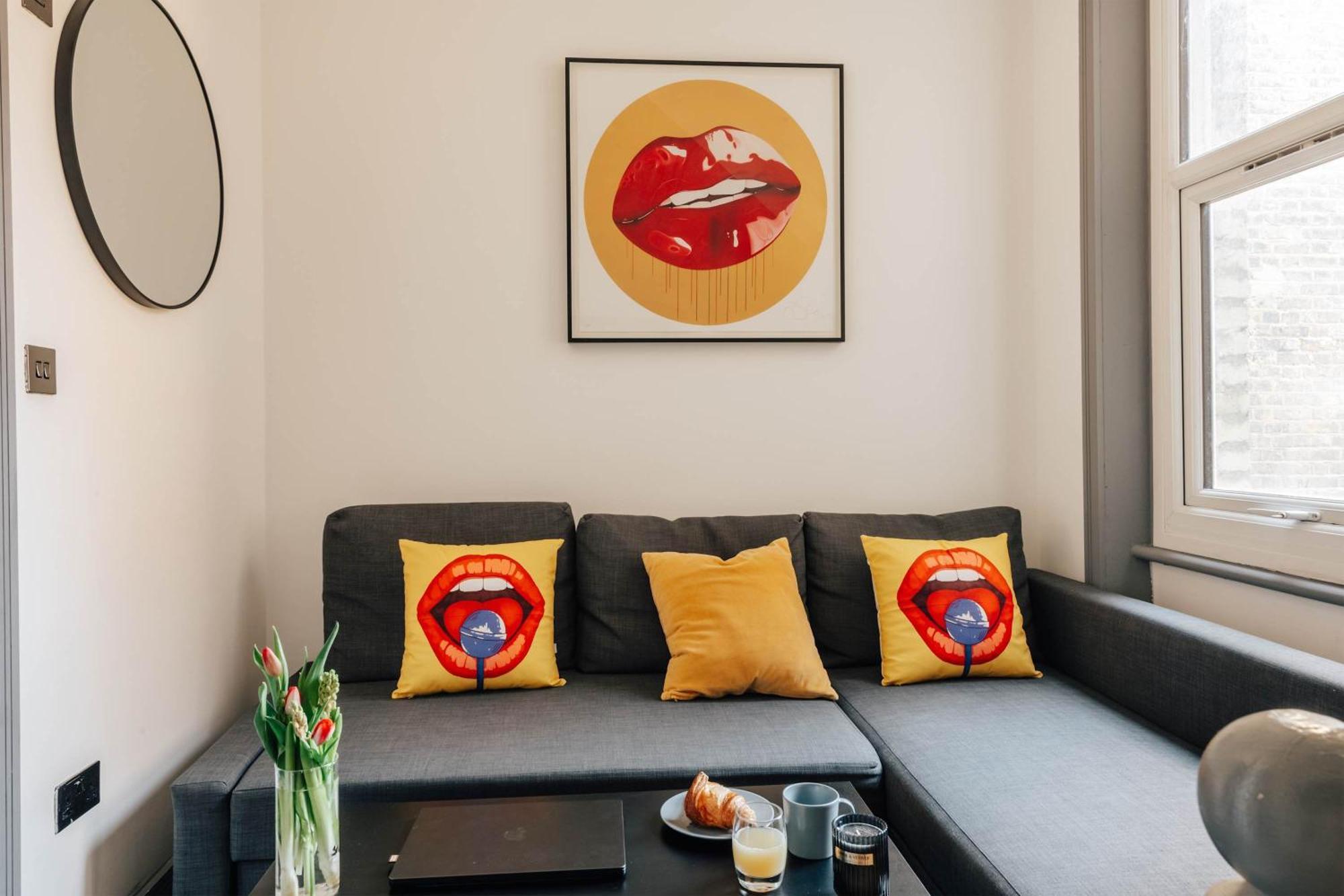 Cosy And Modern Duplex In The Heart Of Earls Court Londra