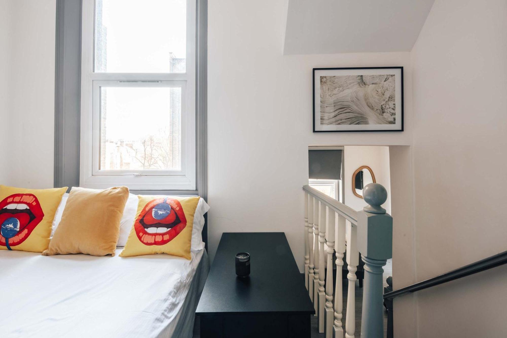 Cosy And Modern Duplex In The Heart Of Earls Court Casa vacanze *